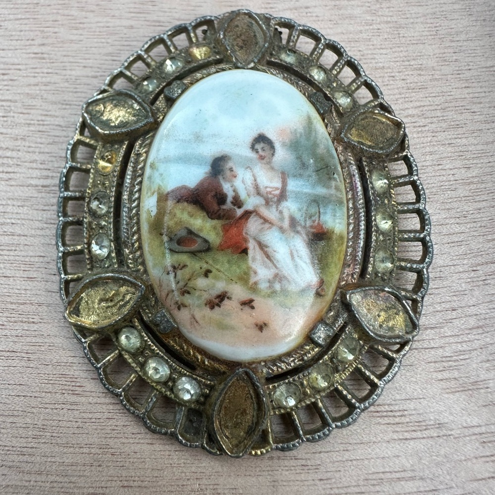 Vintage Oval Brooch with Romantic Scene